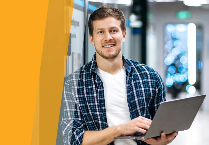 Choosing the Right Software Engagement Model: Dedicated Team vs. Fixed Price vs. Time & Materials